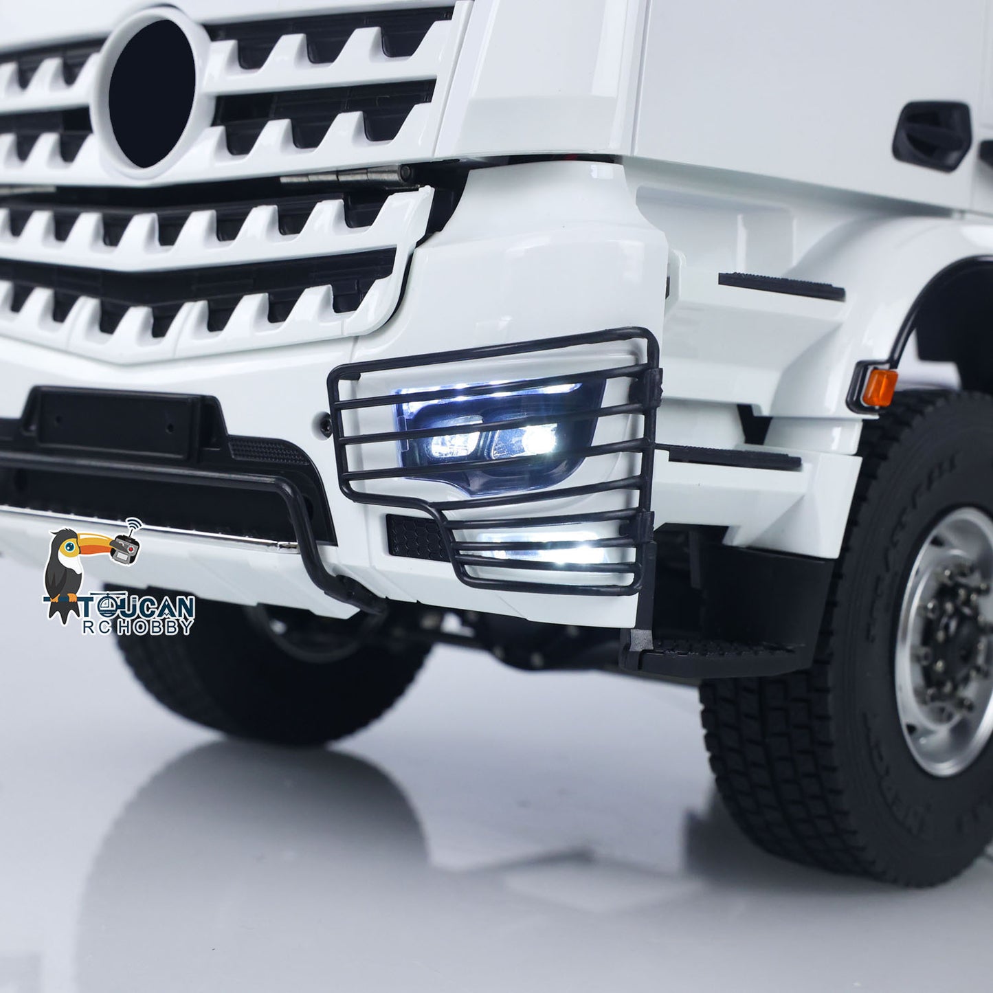6X6 1/14 Radio Controlled Lorry Car RC Tractor Truck Model Battery RTR NO Lock Differential Axles 2Speed for TAMIYA Semi Trailer