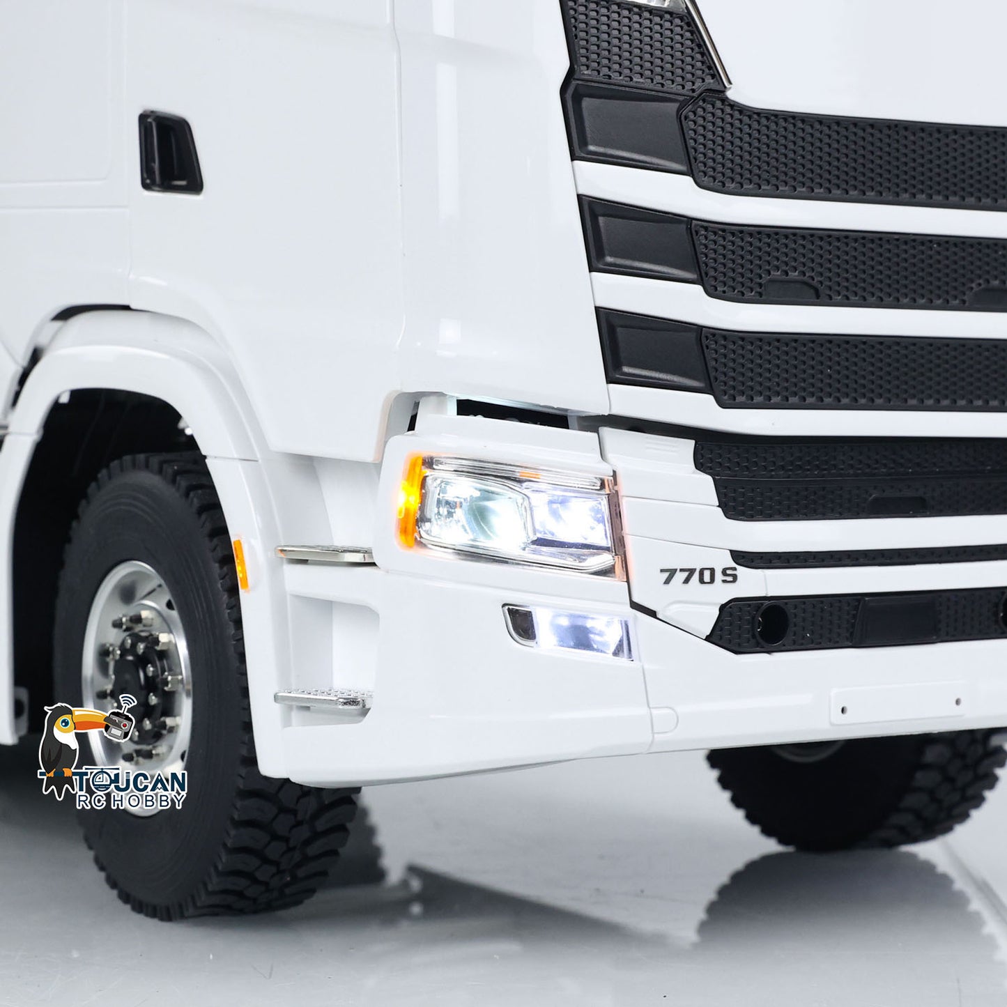 1/14 770S RC Tractor Truck Metal Chassis 6x6 Remote Control Car 770 with 2-speed Transmission
