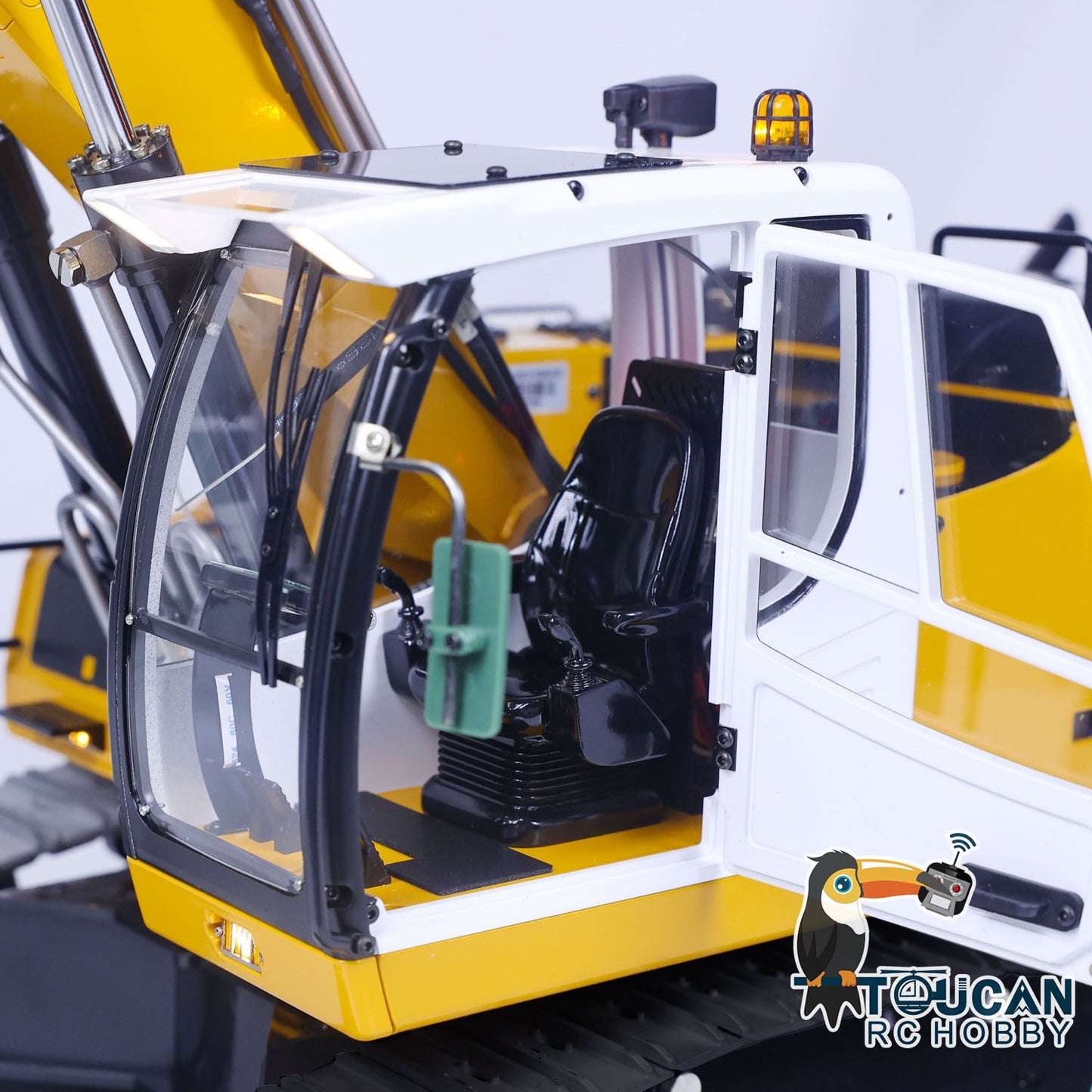 1/14 RC Hydraulic Excavator 946 Digger Clamshell Bucket Ripper Metal Booms Tracks Bucket Rotation Cabin Oil Tube Gift for Boy