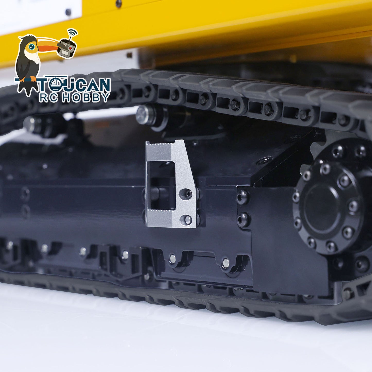 1/14 RC Hydraulic Excavator 946 Digger Clamshell Bucket Ripper Metal Booms Tracks Bucket Rotation Cabin Oil Tube Gift for Boy