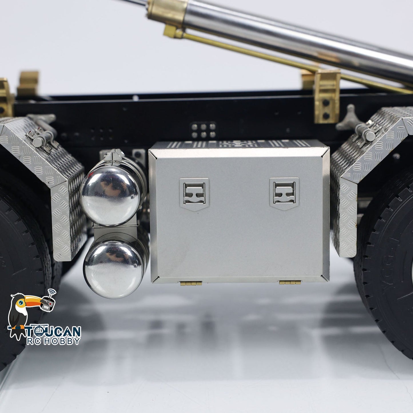 8x8 1/14 Metal RC Hydraulic Dump Truck Remote Controlled Roll-on Full Car U-shaped Short High Bucket Timber Flatbed