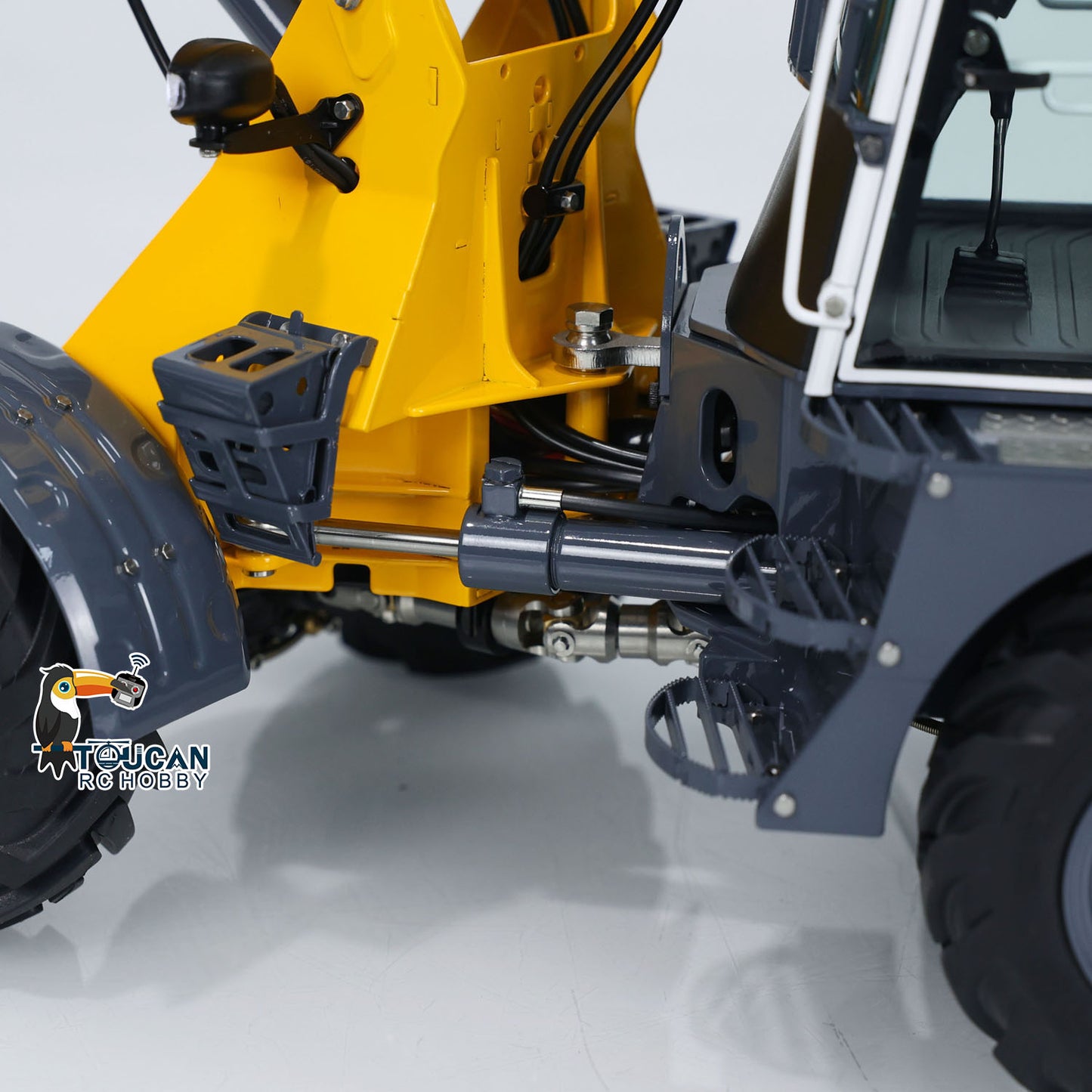 LESU AT1050 1:14 RC Hydraulic Fork Truck Metal Telescopic Arm Loader Car Assembled Model