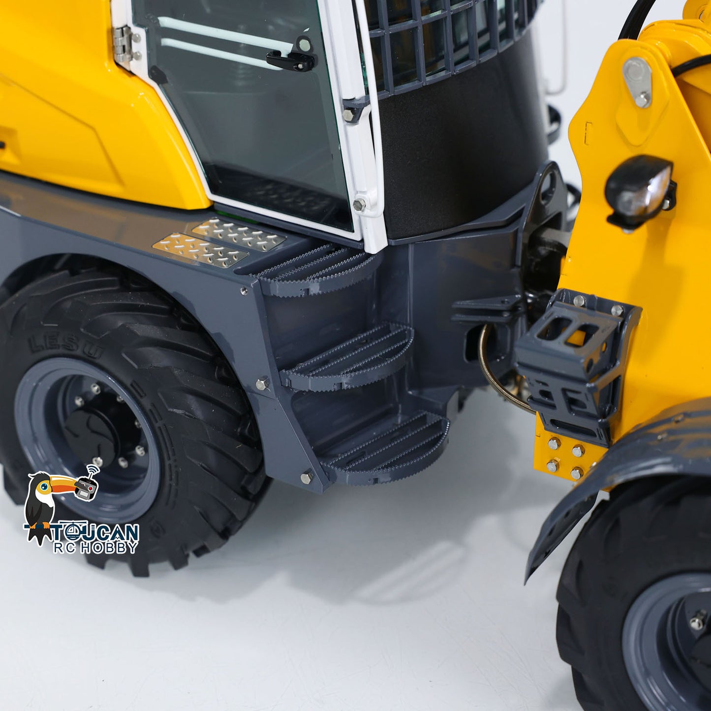 LESU RTR 1/14 Hydraulic RC Telescopic Arm Car Metal Loader AT1050 Forklift Truck