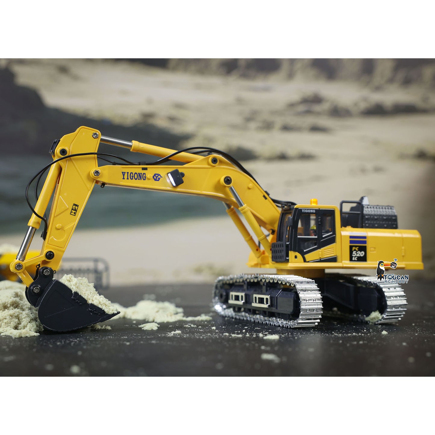 1/50 RC Digger PC520 Electric Version Radio Control Excavator Engineering Vehicle Metal Tracks Lights Sound Small Toy Collection