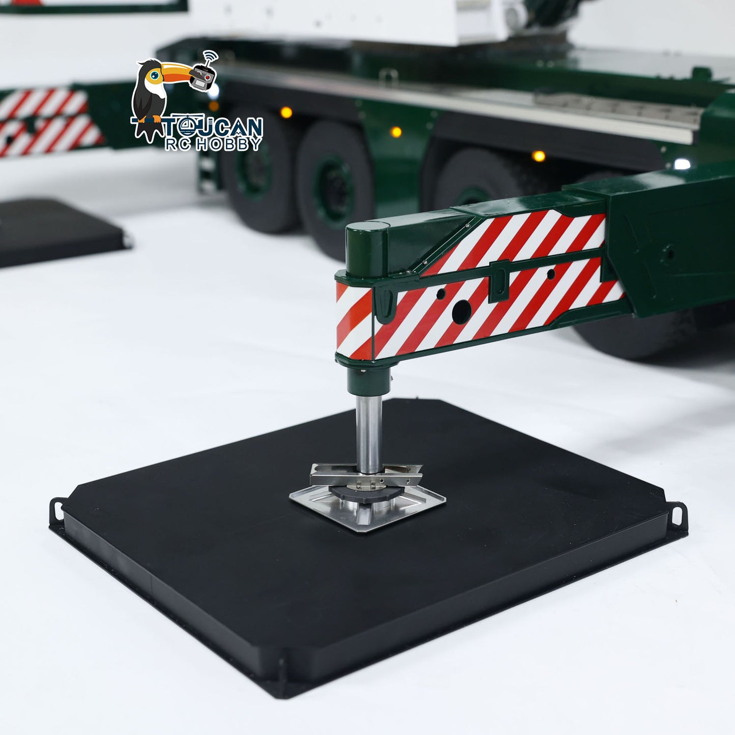 Pre-Order Eyewhale 1/14 6 Axles LTM1350 RC Hydraulic Mobile Cranes 5M Length Radio Controlled Heavy-duty Car PNP Hobby Model