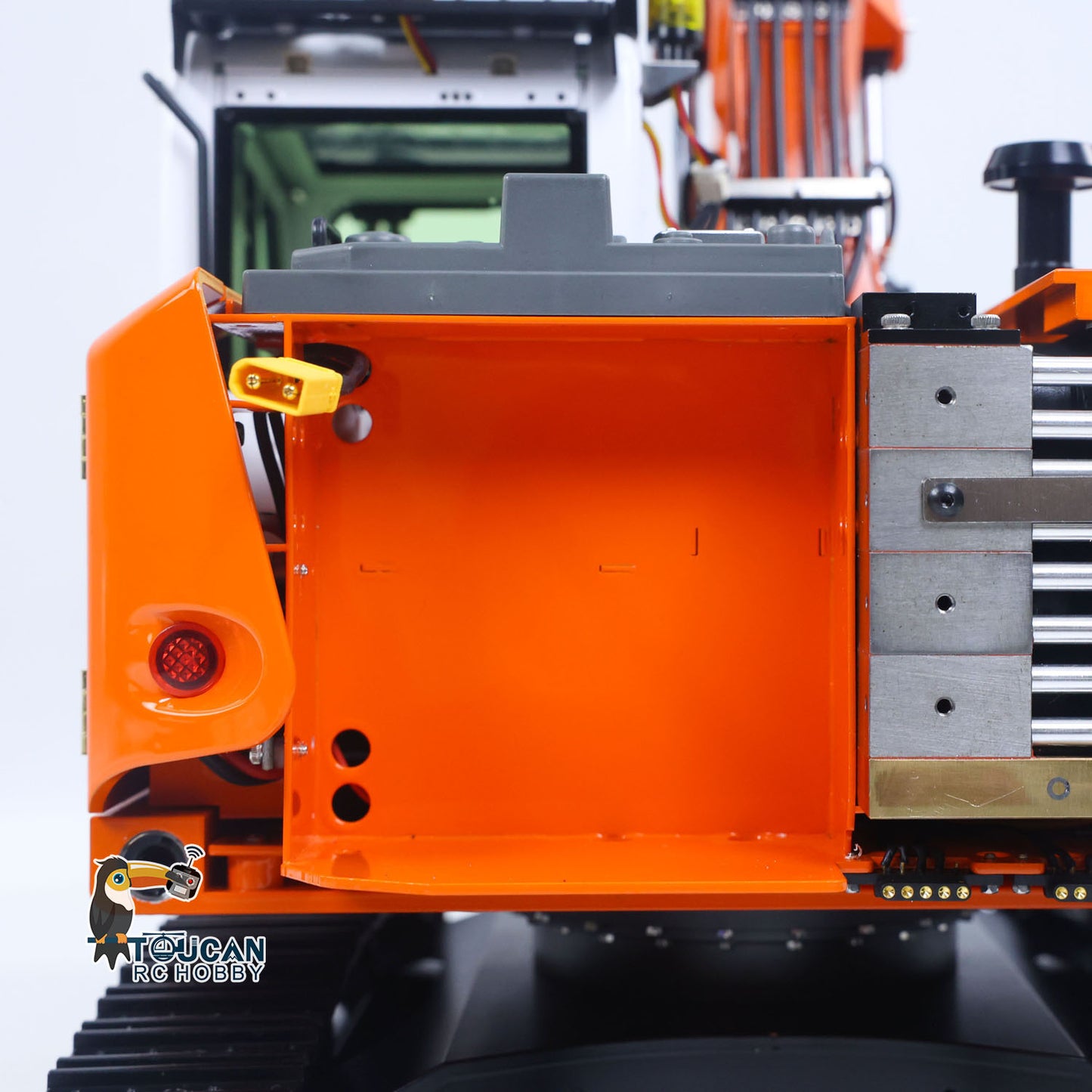 CUT Model Metal 1/14 Remote Control Hydraulic Excavator LR914 RC Tracked Digger 5CH Valve RTR Engineering Vehicle Lights Sounds