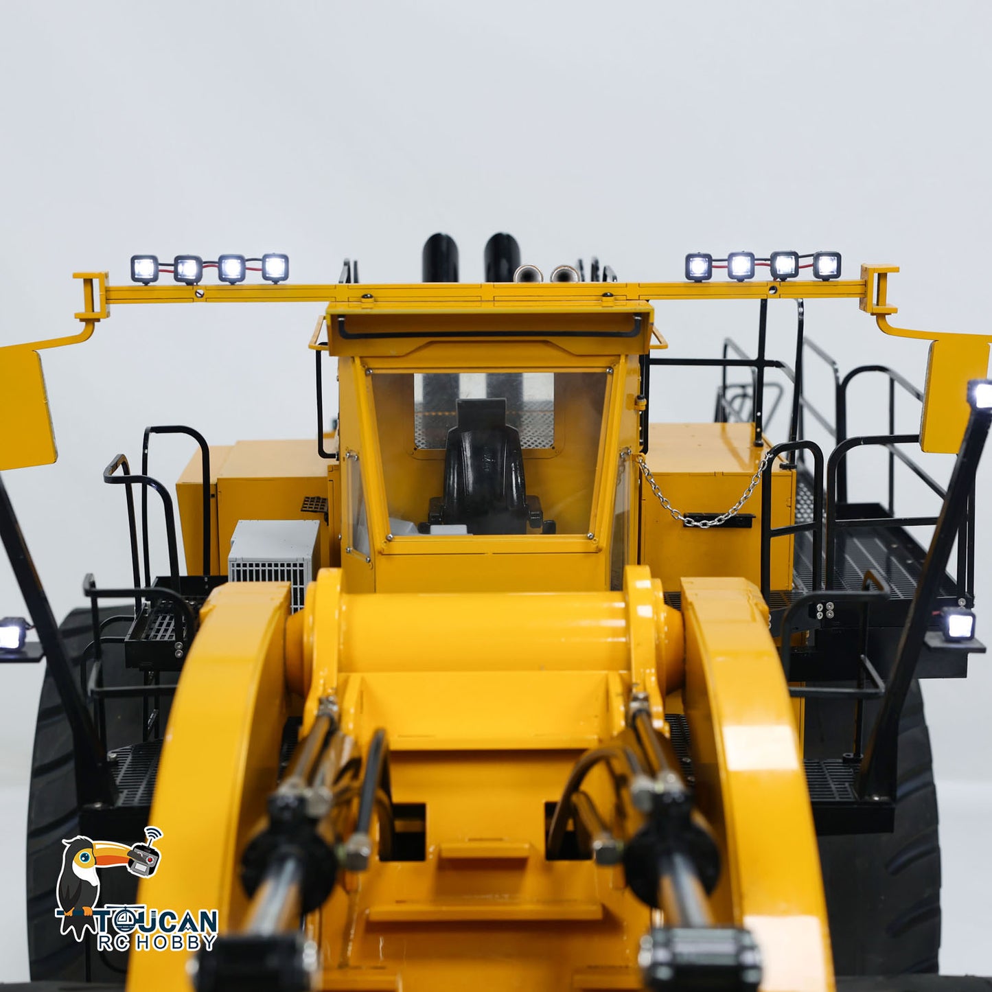 150KG! 1/14 RC Hydraulic Loader Heavy Duty L2350 Remote Control Construction Vehicles with Sound Light Smoke