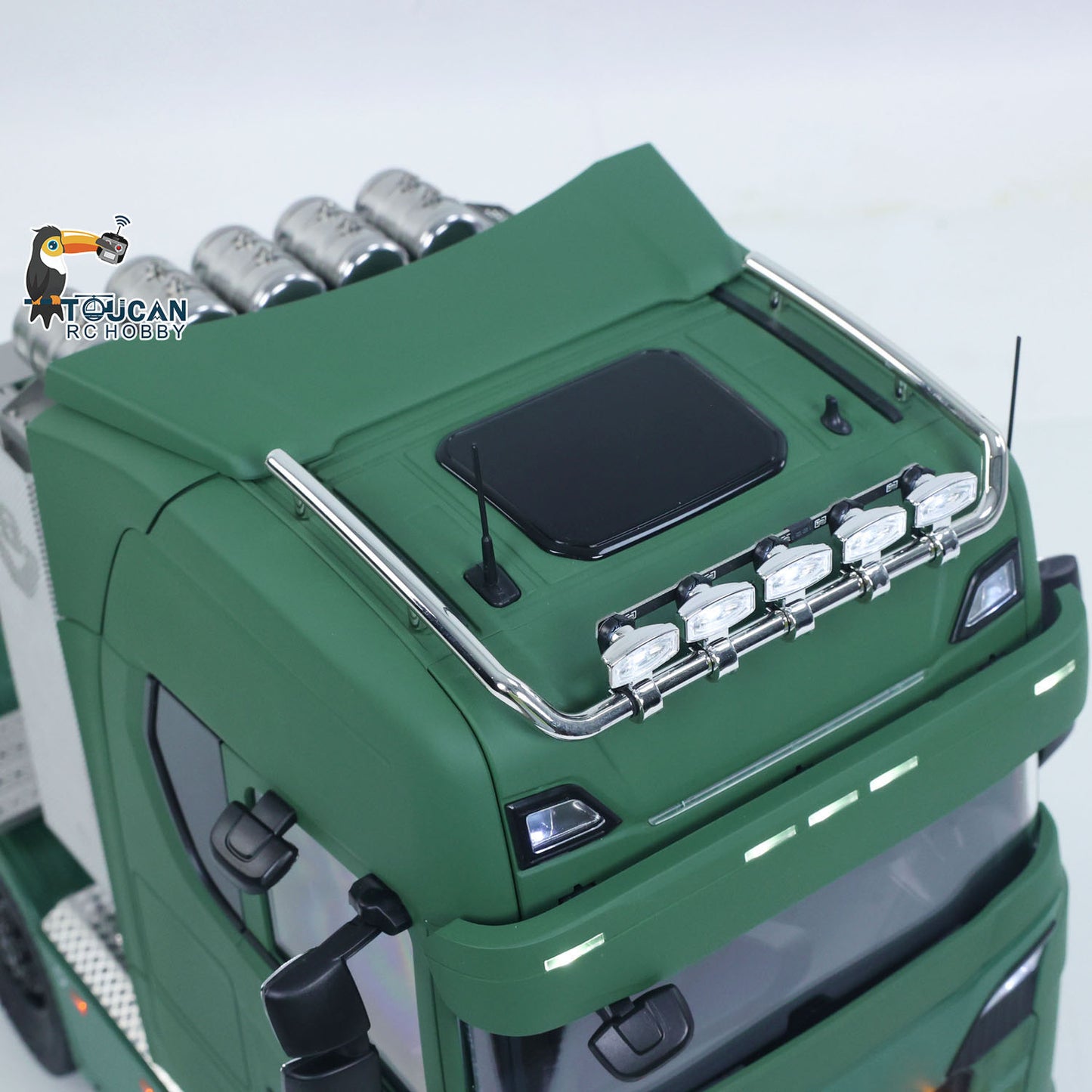 1/14 RTR Remote Control Tractor Truck SC 770S 8*8 RC Lorry Vehicle Model Metal Chassis Axle Lock Hobbywing ESC Flowing LED Light