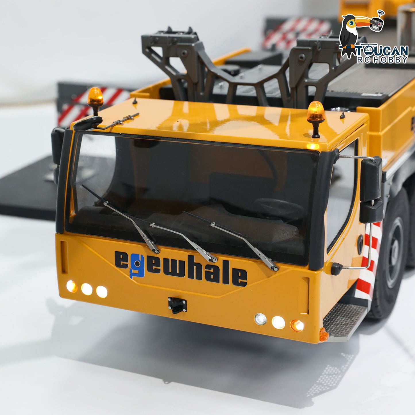 Pre-Order Eyewhale 1/14 6 Axles LTM1350 RC Hydraulic Mobile Cranes 5M Length Radio Controlled Heavy-duty Car PNP Hobby Model