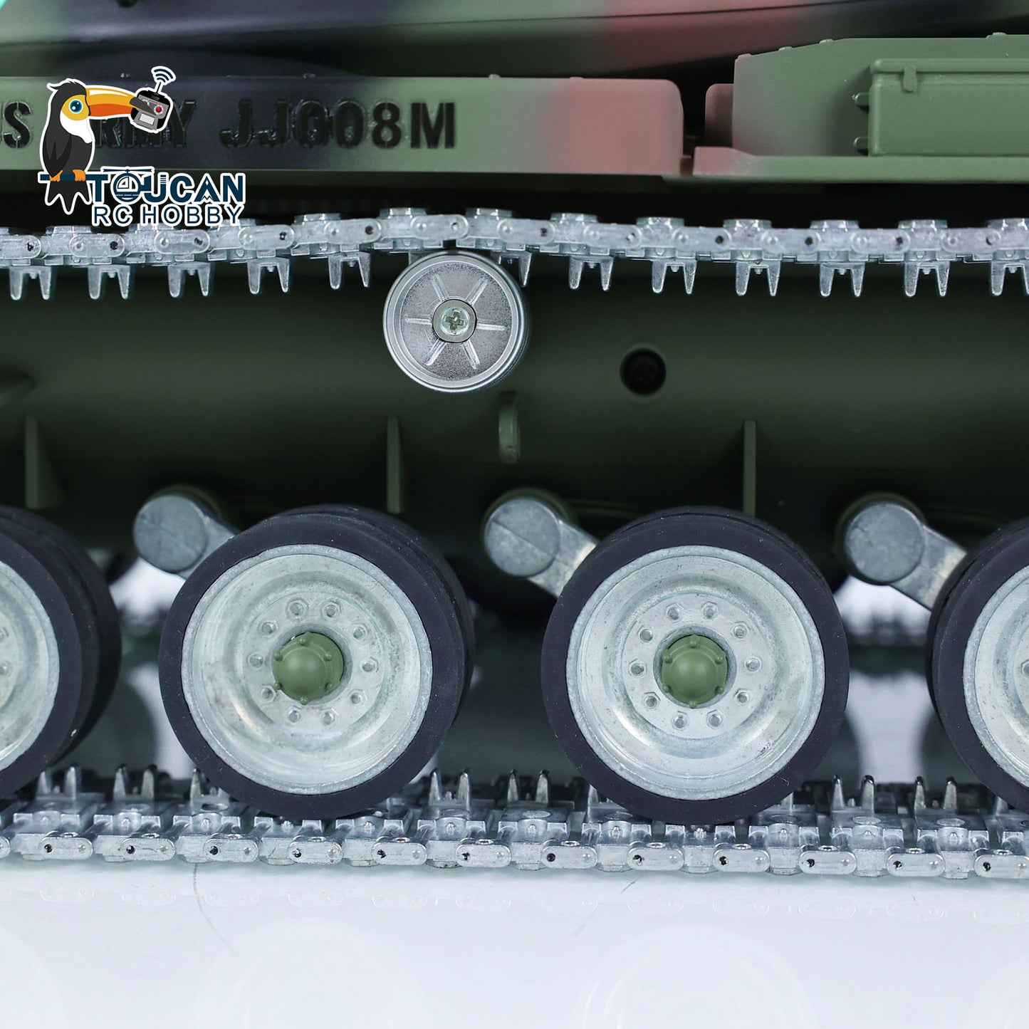 1/16 RC Tank M60A3 Remote Control Battle Tanks Camo Green Metal Wheels Tracks LED Light Sound Infrared Battle System Metal Wheel