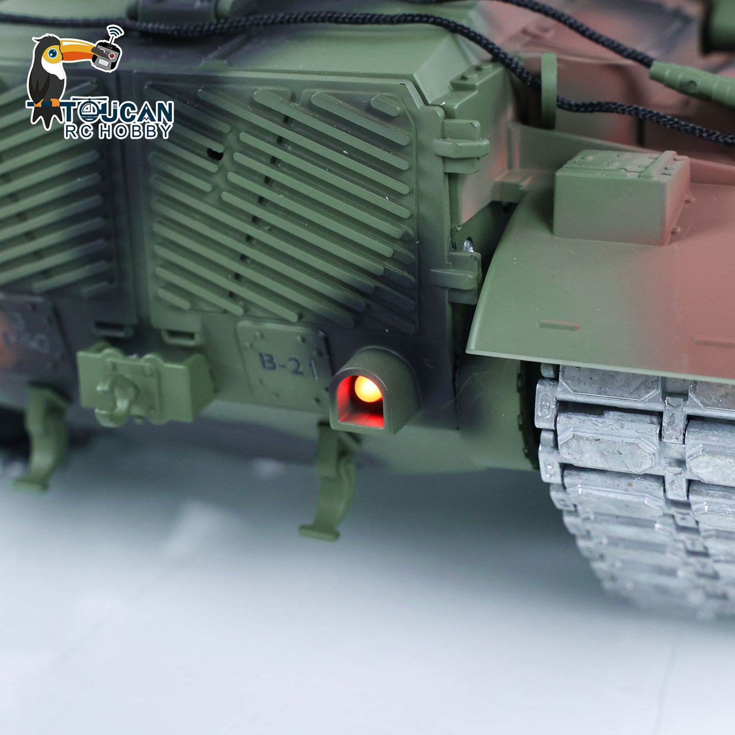 1/16 RC Tank M60A3 Remote Control Battle Tanks Camo Green Metal Wheels Tracks LED Light Sound Infrared Battle System Metal Wheel