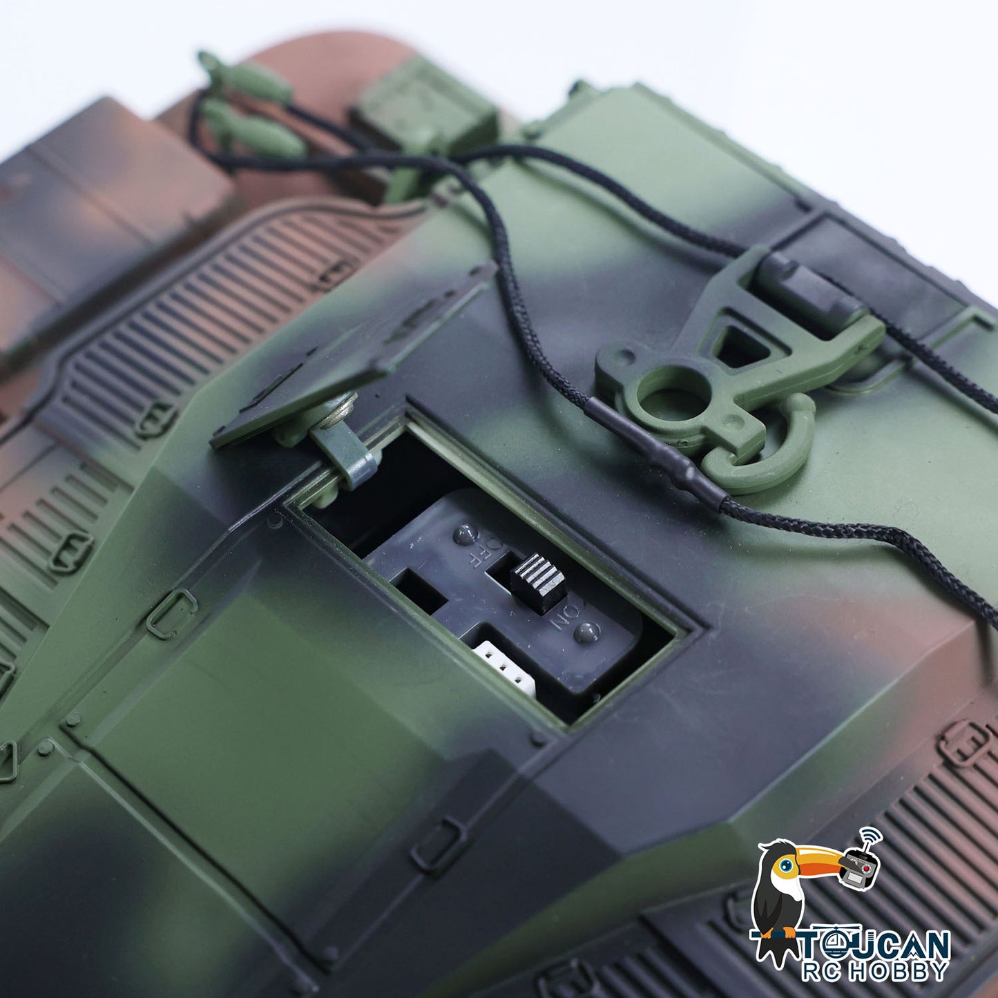 1/16 RC Tank M60A3 Remote Control Battle Tanks Camo Green Metal Wheels Tracks LED Light Sound Infrared Battle System Metal Wheel