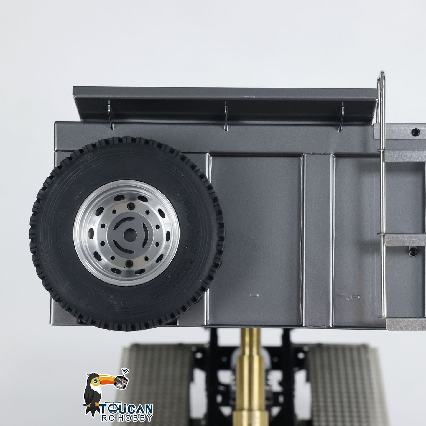 Radio Control 1:14 Hydraulic Tipper Metal Cabin Shell Differential Lock 8x8 Chassis 2Speed RC Dump Truck Sound Light