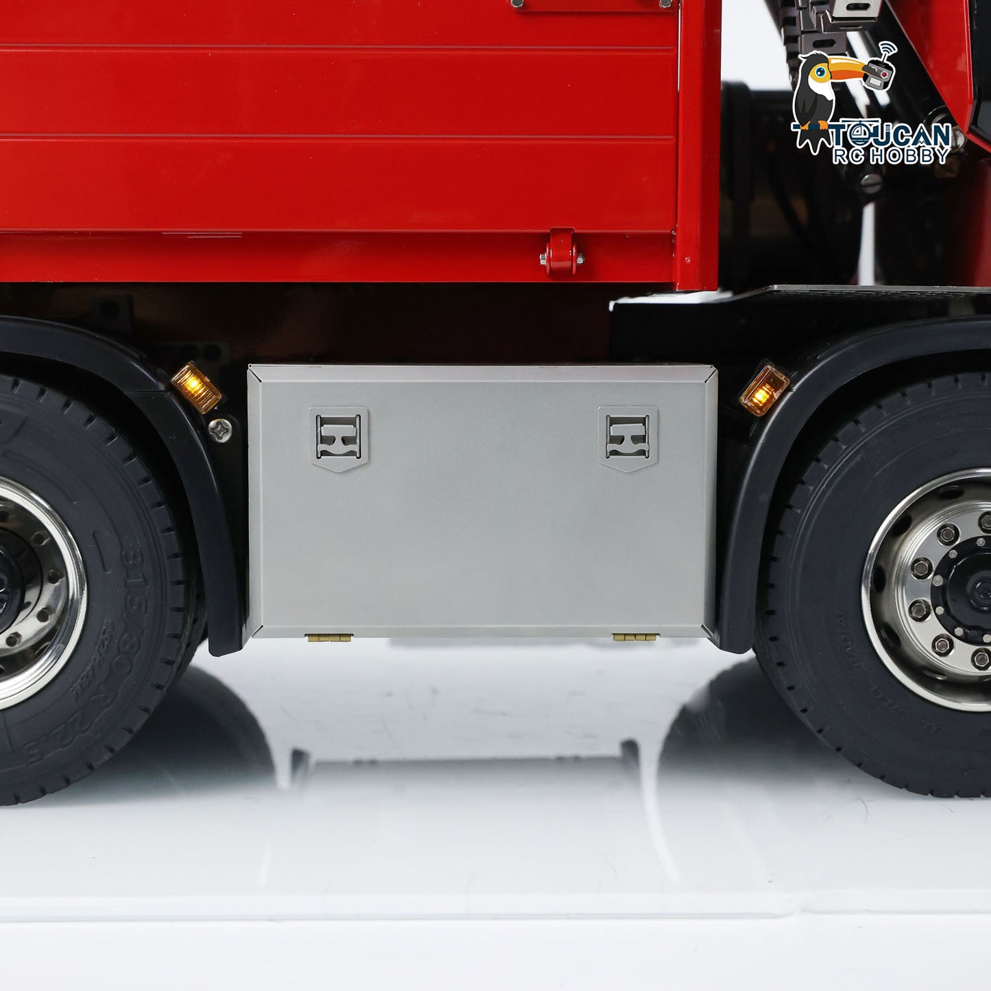 1/14 Hydraulic RC Crane Tractor Truck 8x8 Electric Car Quick Attached Bucket