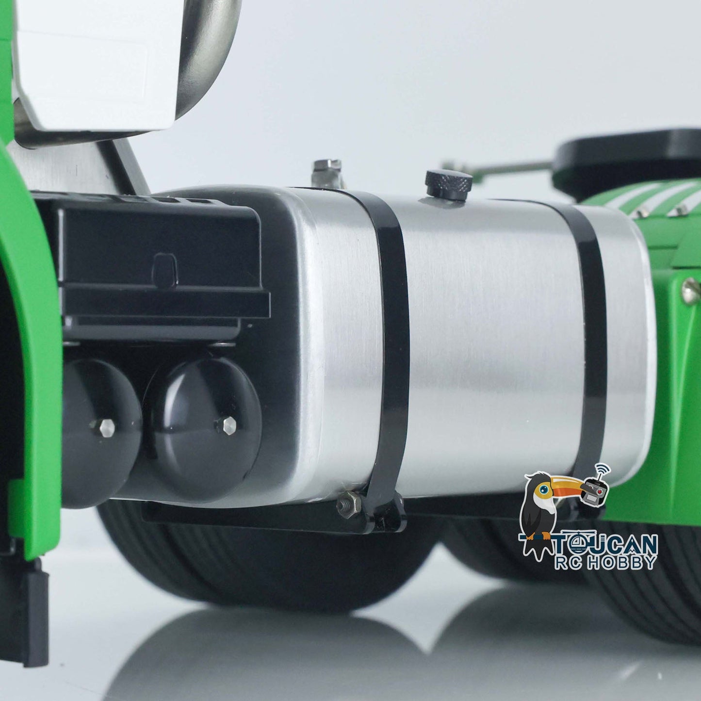 1/14 Scale LESU Remote Controlled Tractor Truck for 6x6 Remote Control Cars Model Metal Chassis Battery & Radio System & Charger