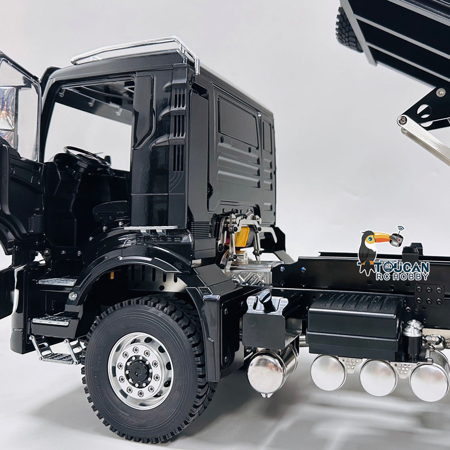 1/14 Hydraulic RC Dumper Trucks Remote Control Tipper Car Metal Cabin Lights