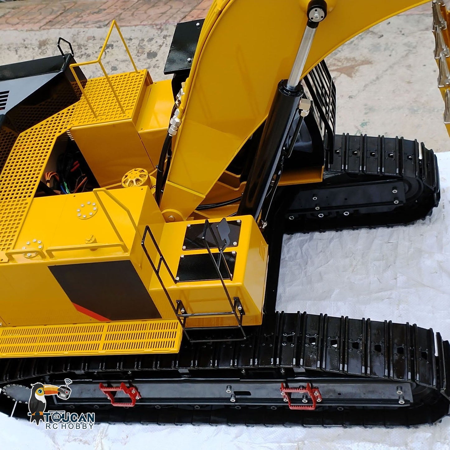 C374 Huge 1/8 RC Hydraulic Excavator 374 Metal Heavy Duty Digger RTR Radio Controlled Construction Vehicles Models Flysky Radio