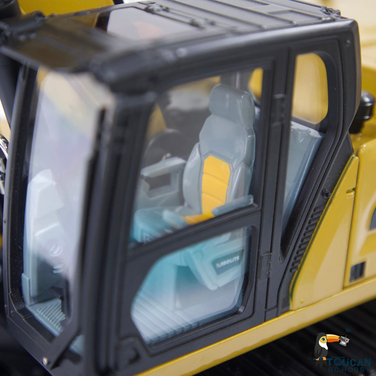 Kabolite K961-100 1/18 Metal RC Hydraulic Excavator RTR RC Digger Remote Control Vehicles Model ST8 Remote Controller