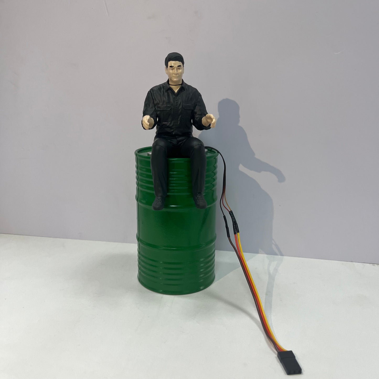 Customized 1/14 Driver model- Head can be rotated electrically