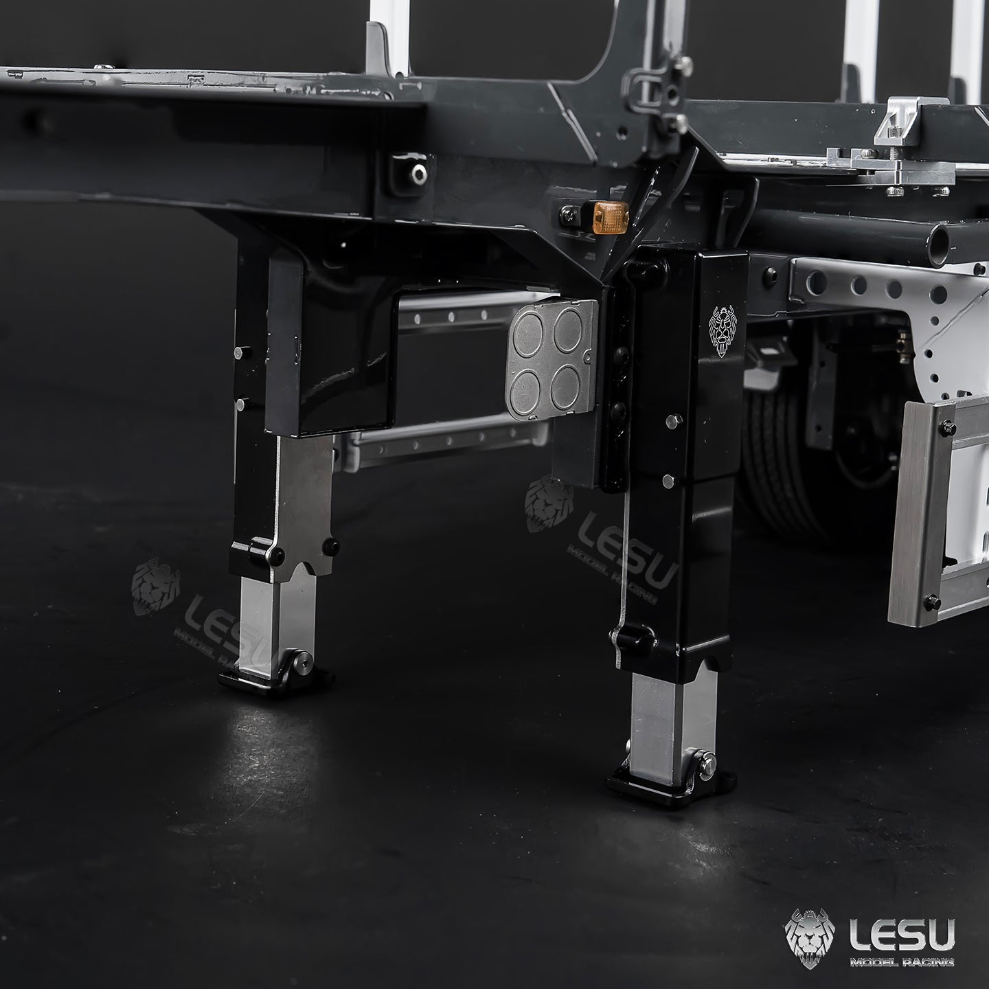 LESU 1/14 Metal Log Semi Trailer RC Wood Transport Car Light Electric Lifting Leg Servo-Controlled Drum Brake for TAMIYA Tractor Truck