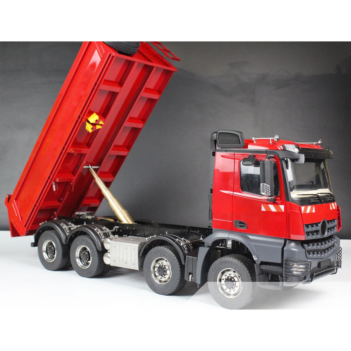 Metal 8*8 1/14 RC Hydraulic Dump Truck Radio Controlled Tipper Car Sounds Lights Painted and Assembled Hobby Model ESC Servo