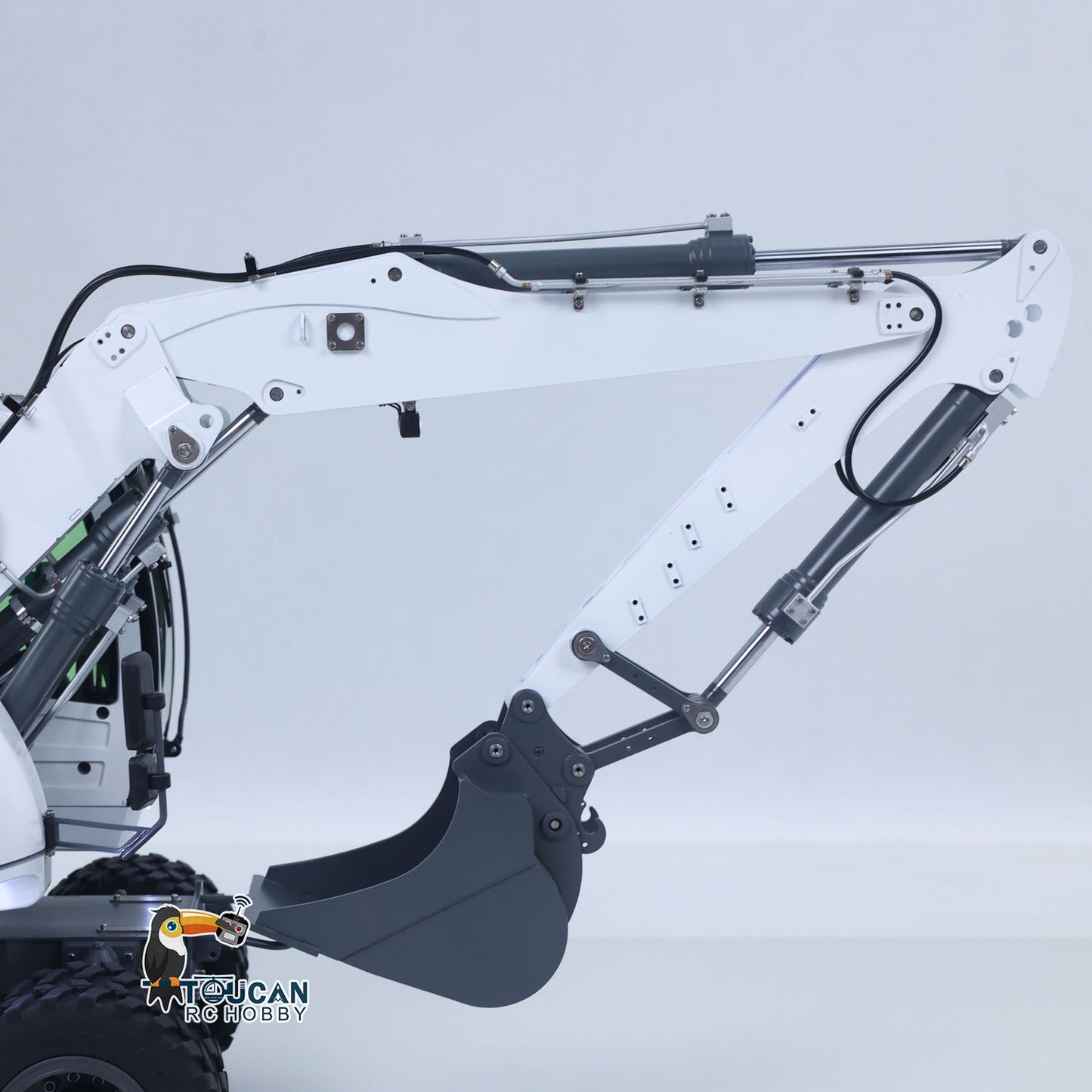 1/14 Remote Control Hydraulic Wheeled Excavator 7-ways Valve RC Digger 2WD/4WD Engineering Vehicle RTR Axle Lock PL18EV Lite