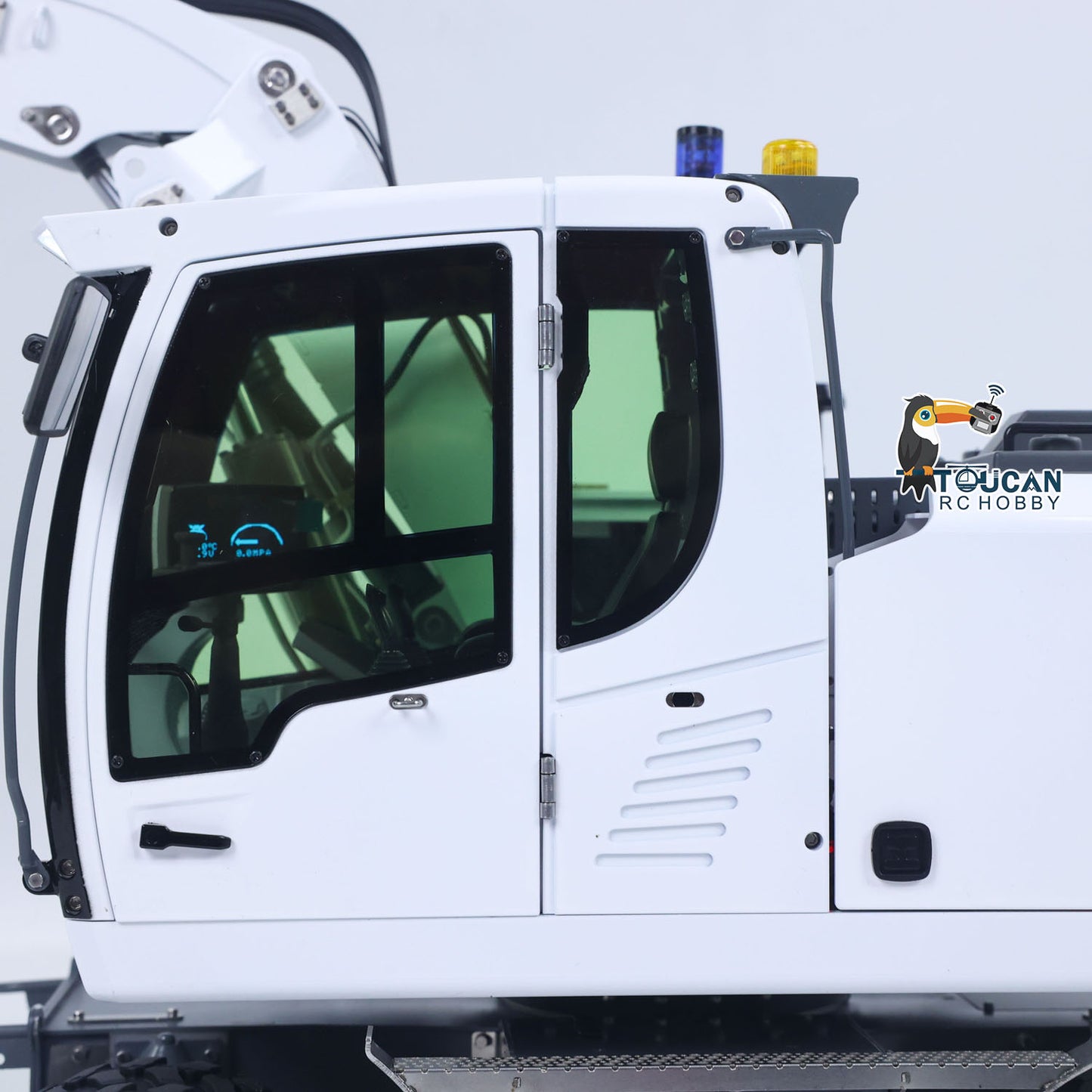 1/14 Remote Control Hydraulic Wheeled Excavator 7-ways Valve RC Digger 2WD/4WD Engineering Vehicle RTR Axle Lock PL18EV Lite