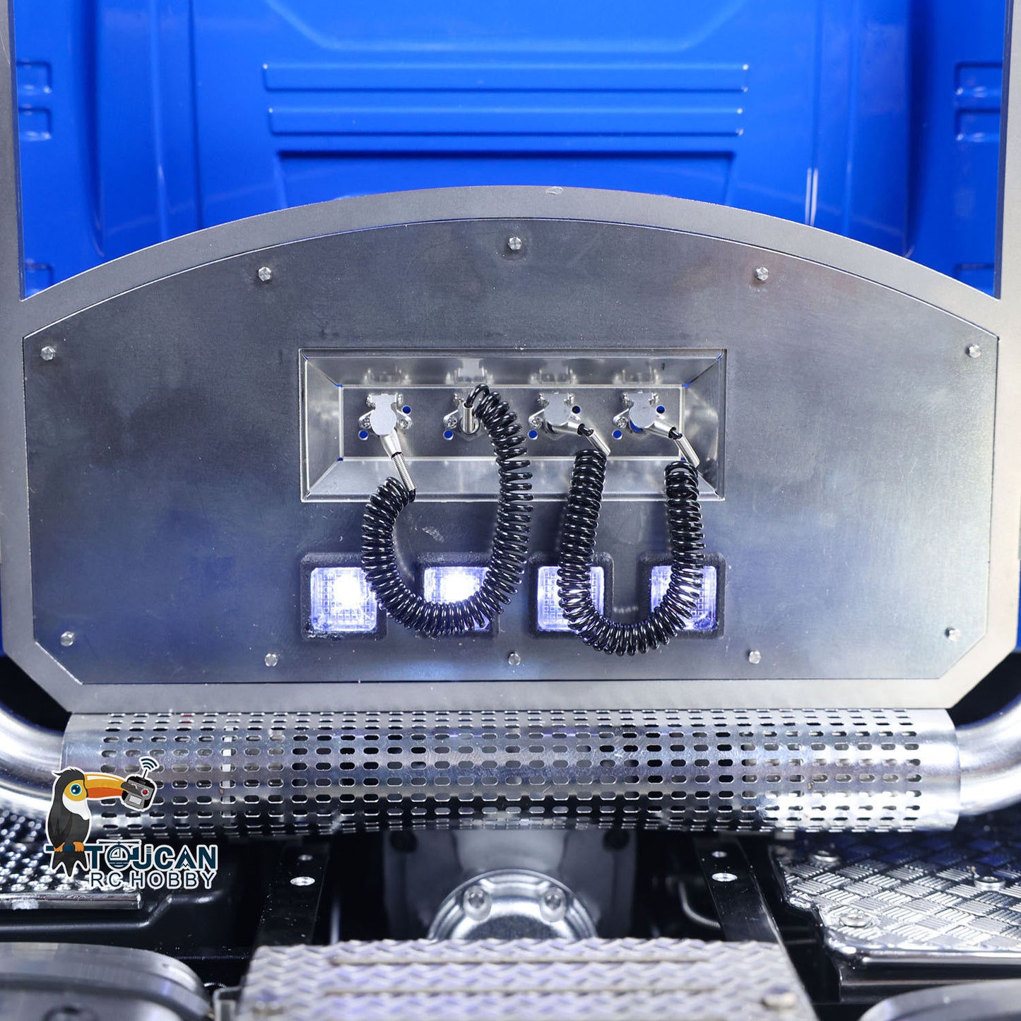 MD MODEL 770S 4X4 Metal Chassis 1/14 RC Tractor Truck Radio Control Lorry Car 2Speed Gearbox Flowing Water Light Cab Suspension