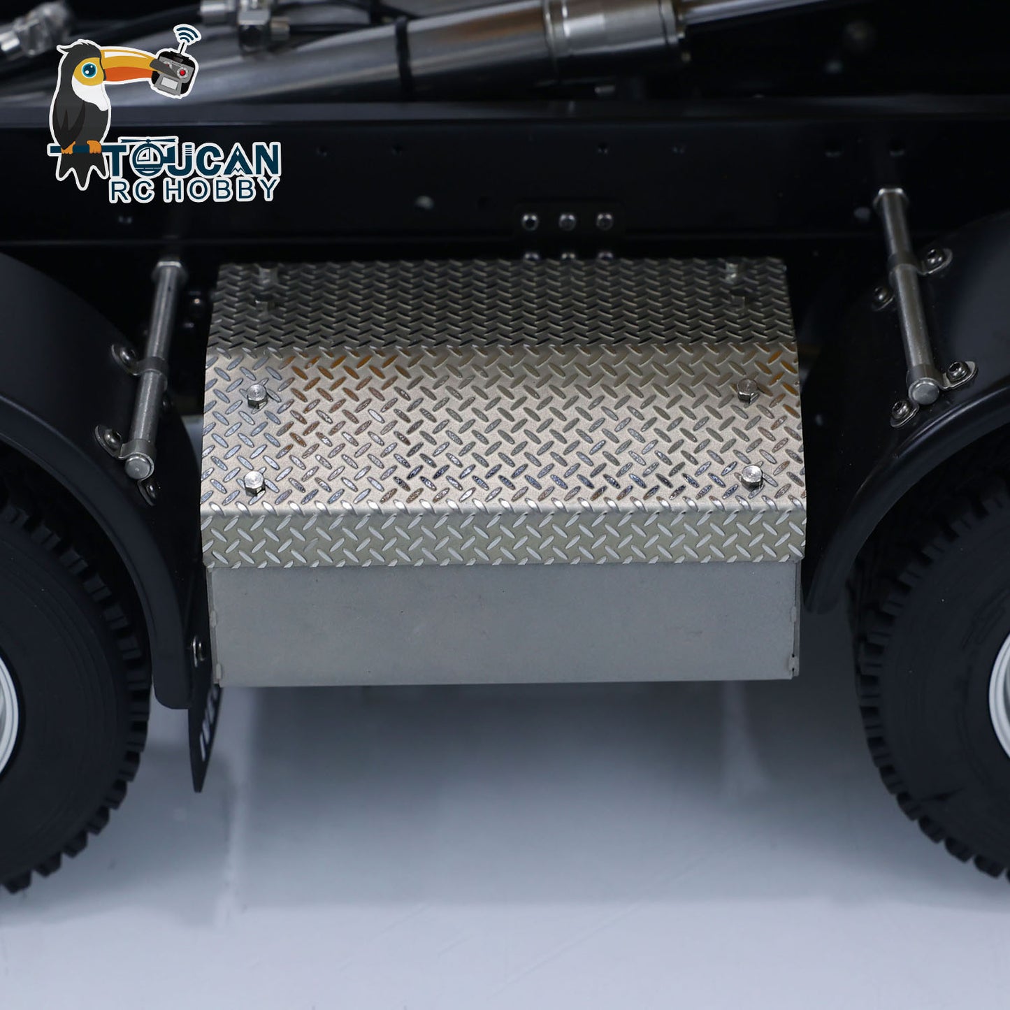 1/14 8X8 RC Hydraulic Wrecker Truck 2Speed Remote Control Road Rescue Vehicle CNC Axle Differential Locks Light System Battery