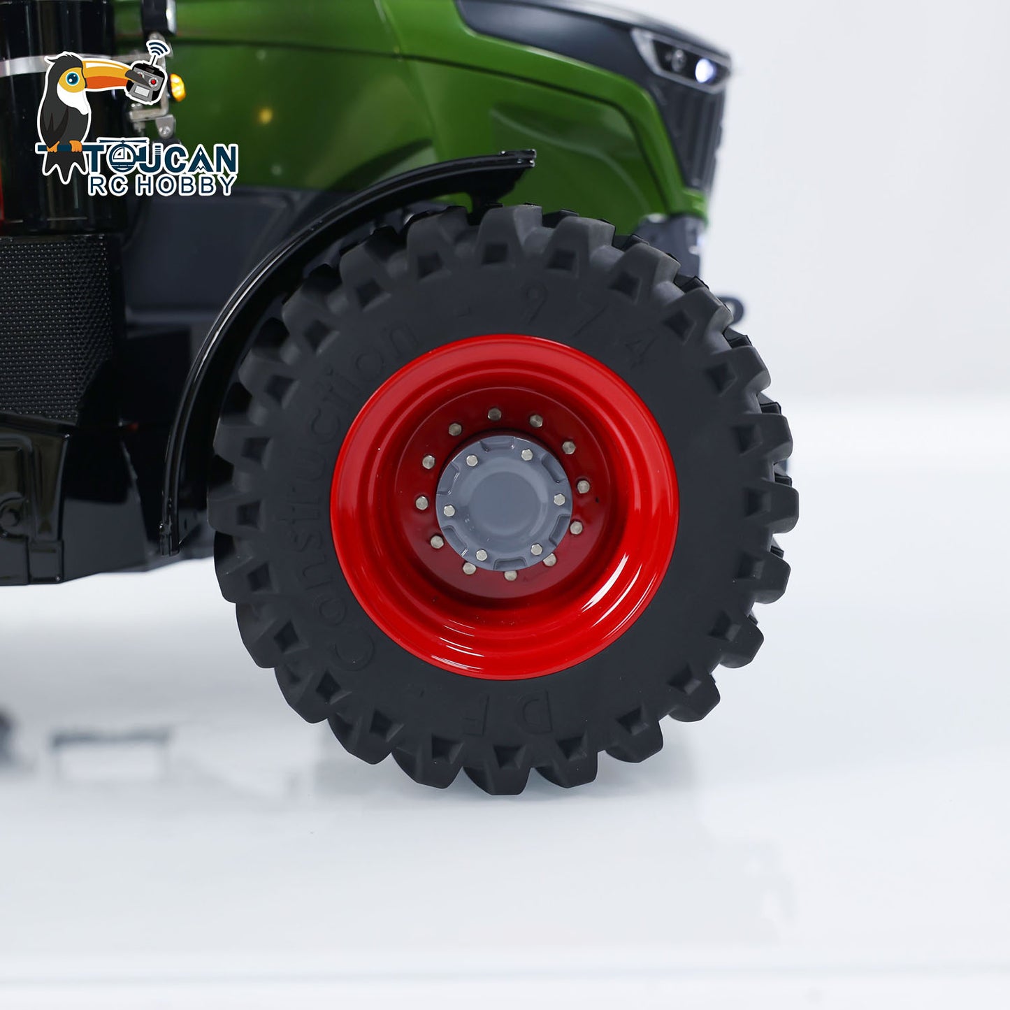 LESU 1/16 4X4 1050 RC Tractors Metal Chassis Ready to Run Car Differential Lock Model FrSky ST8 ESC Servo Motor DIY Vehicle