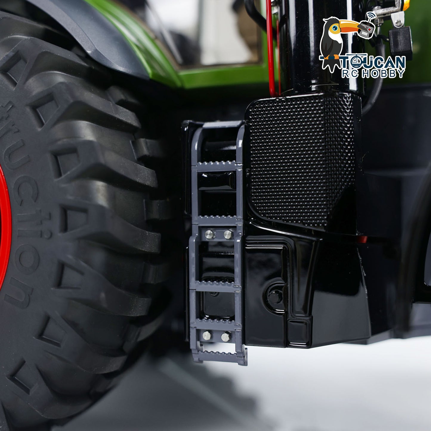 LESU 1/16 4X4 1050 RC Tractors Metal Chassis Ready to Run Car Differential Lock Model FrSky ST8 ESC Servo Motor DIY Vehicle