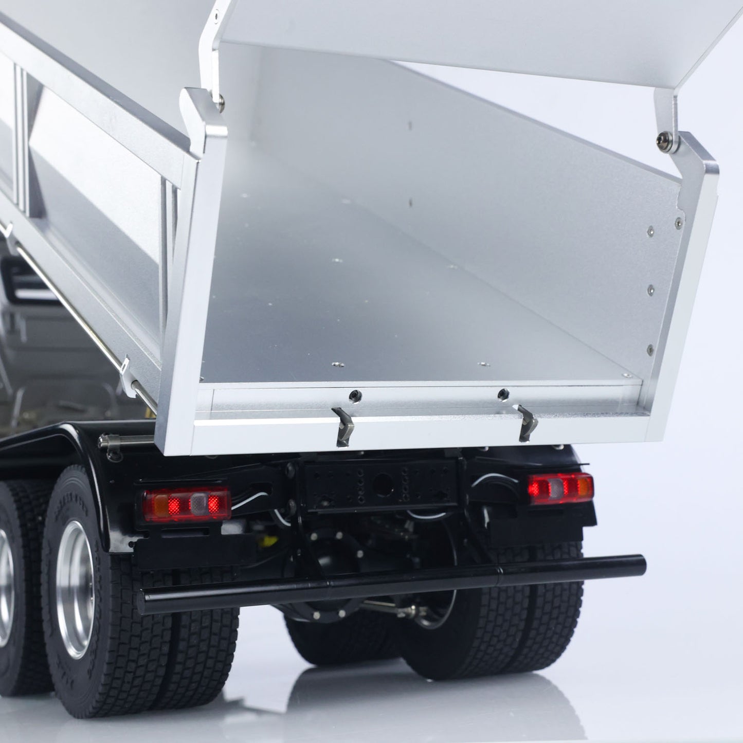 ONLY ONE Fast Shipping Metal Chassis Model RTR 1/14 RC Hydraulic Dumper 2Speed Remote Control Tipper Car 3Axles NO Lock Differential Axle Radio Battery