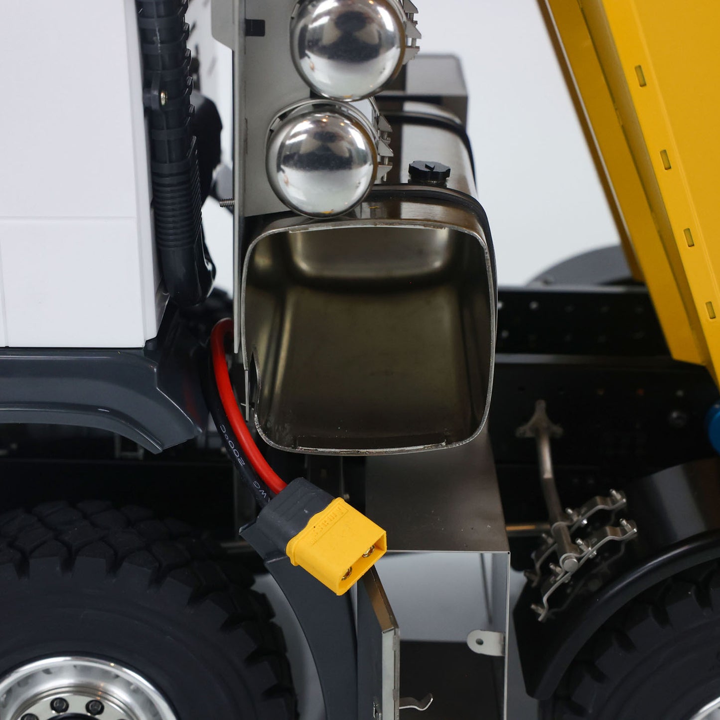JDM 219 1/14 Metal Radio Controlled Hydraulic Dumper Truck 10X10 10X6 RC Tipper 3Speed Axles Transfer Case Differential Locks