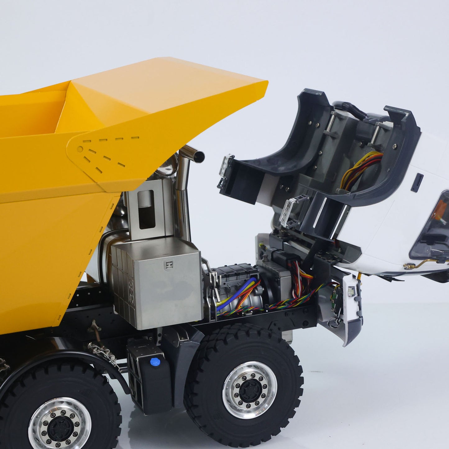 JDM 219 1/14 Metal Radio Controlled Hydraulic Dumper Truck 10X10 10X6 RC Tipper 3Speed Axles Transfer Case Differential Locks