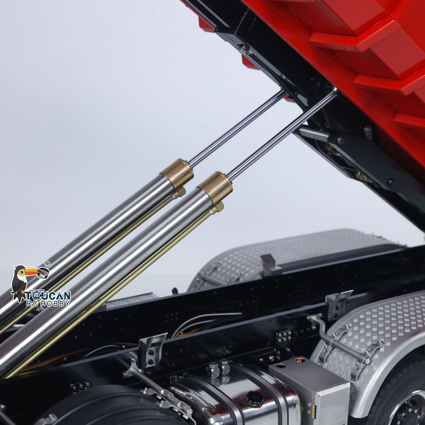 1/14 8*8 Hydraulic RC Dumper Tipper Car Metal Radio Control Full Dump Trucks with Standard Bucket Hobby Model DIY