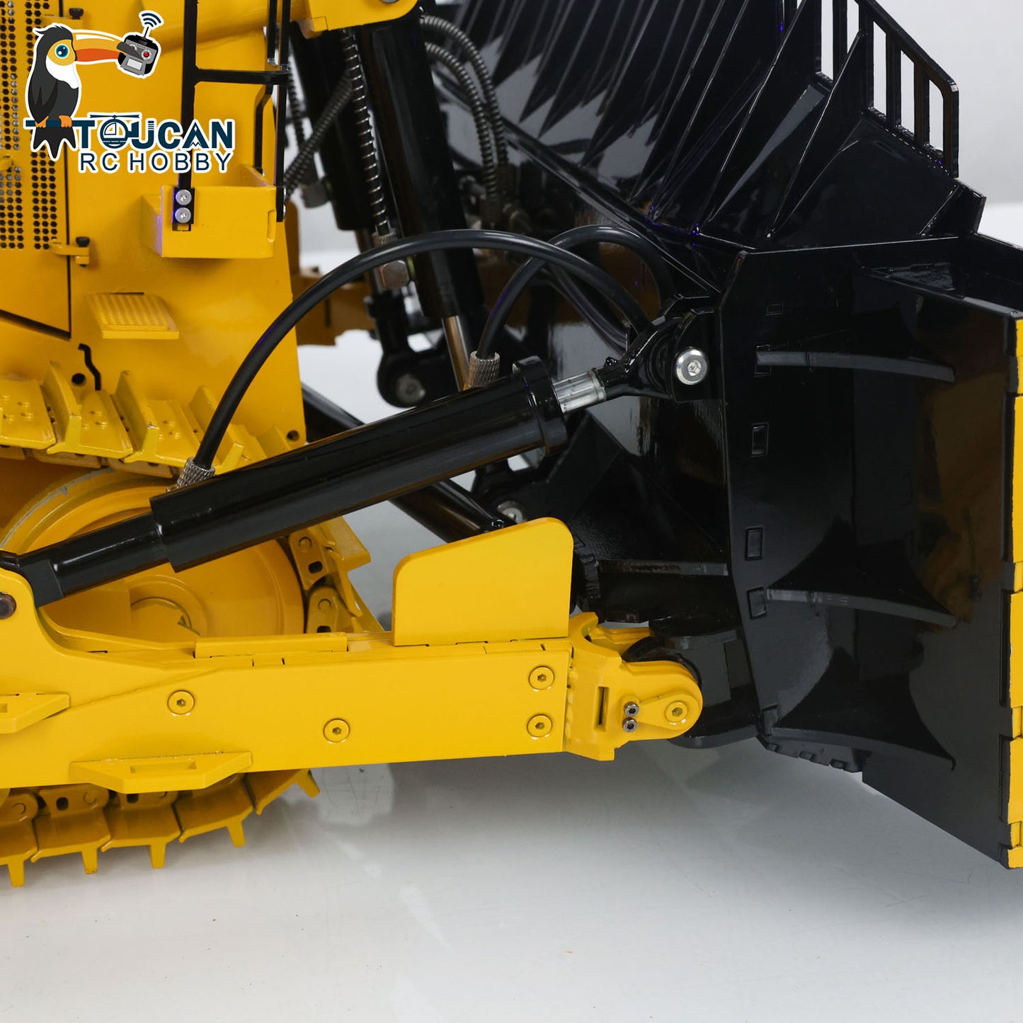 1/14 RC Hydraulic Metal Dozer D11T Paladin PL18EV Remote Control Bulldozer Model
