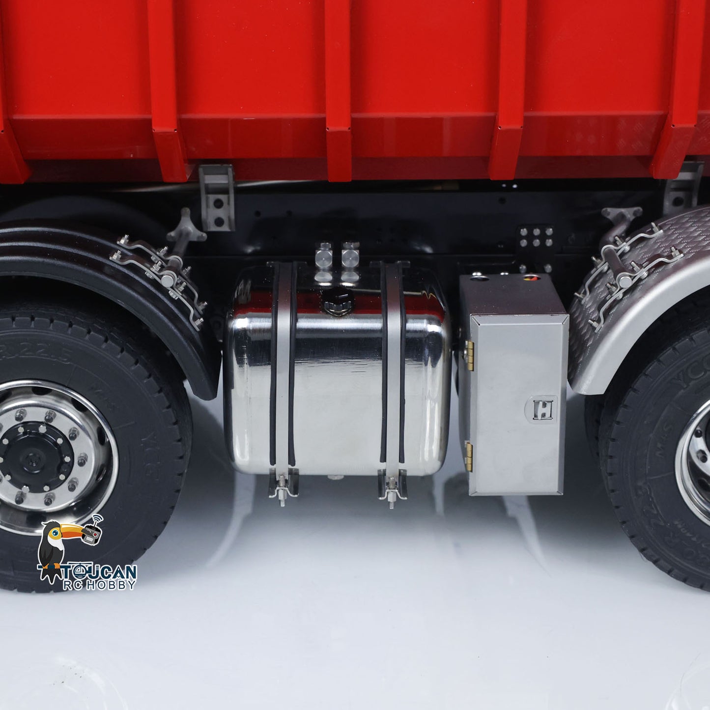 1/14 8*8 Hydraulic RC Dumper Tipper Car Metal Radio Control Full Dump Trucks with Standard Bucket Hobby Model DIY