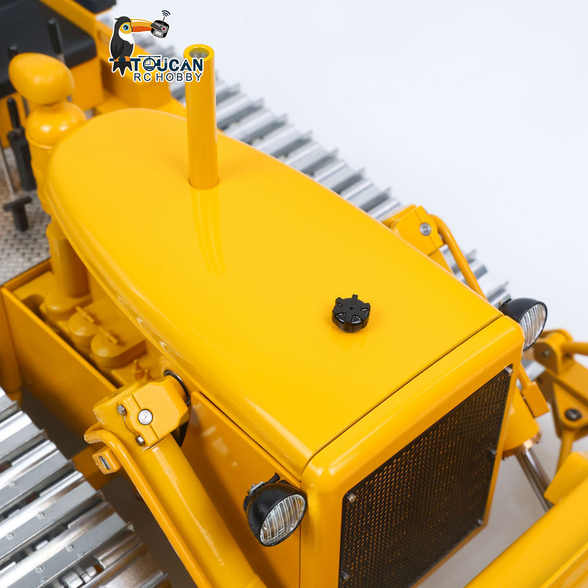Fast Free Shipping Metal 1/14 RC Hydraulic Bulldozer D7 Remote Control Dozer Model Engineering Vehicle Flysky Radio Light Sound System Battery