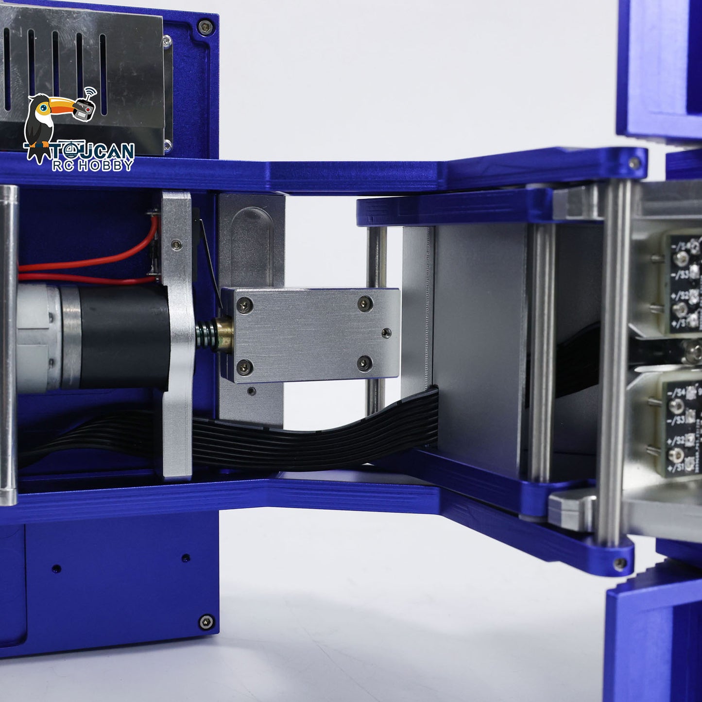 1/14 4 Axles RC Heavy Trailer DG-999 CNC Gooseneck Trailers for Tractor Truck Assembled Painted with Light System Load Weight 30kg