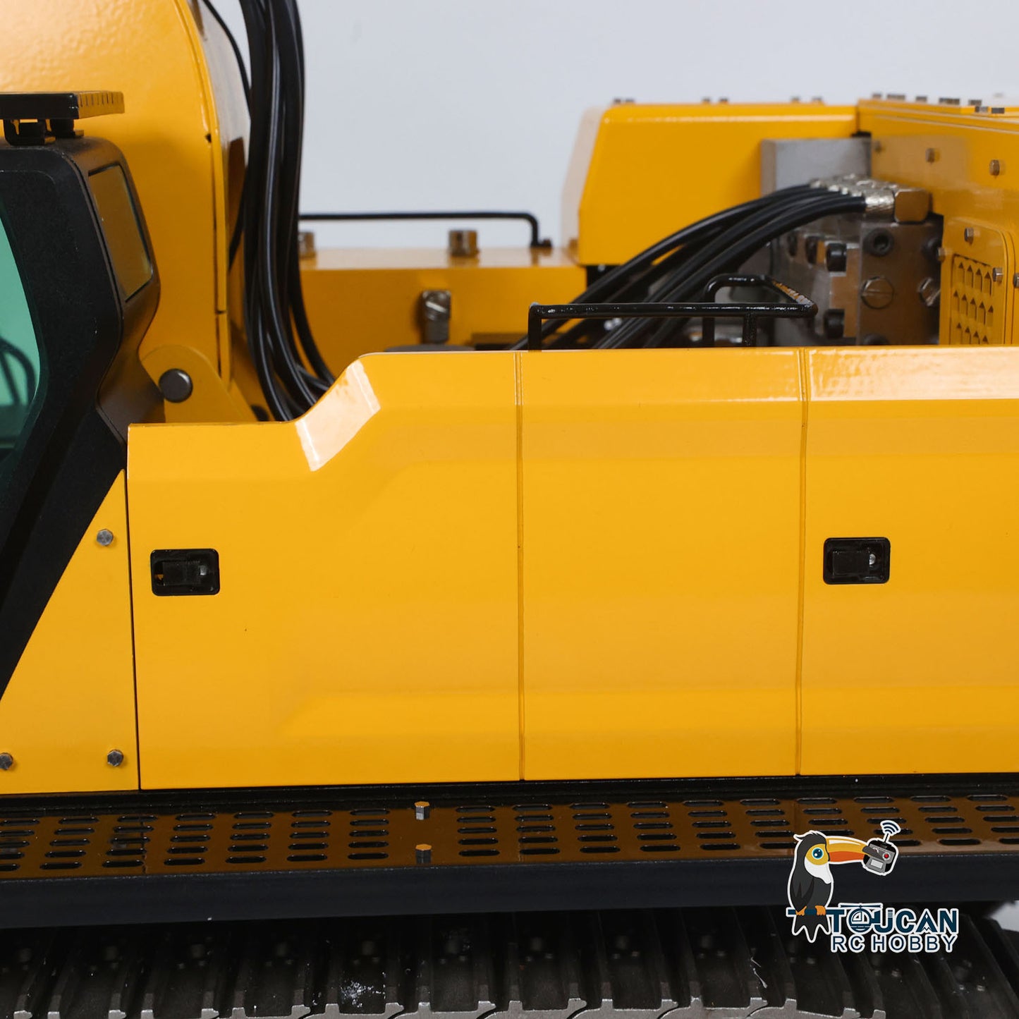 1/12 RC Hydraulic Heavy Excavator 395F Metal Remote Control Digger Finished Model 1.0L Dual Pump Paladin PL18EV LITE Radio