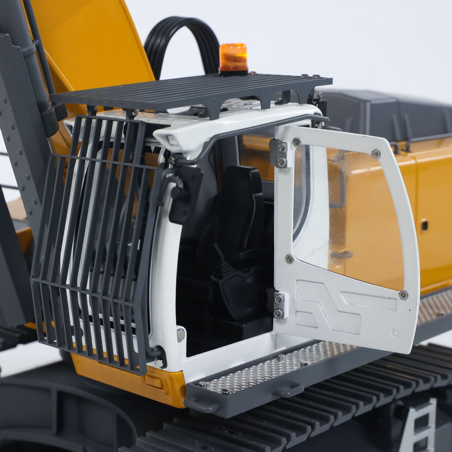 Fast Shipping 1/18 Kabolite 5901 100S Electric Lifting RC Excavator Flysky Remote Control Digger Engineering Vehicle Electric Ripper Hammer