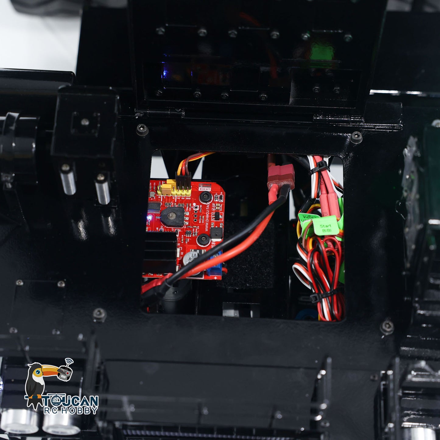 1/20 RC Metal Hydraulic Mining Truck 793D Heavy Construction Machine Radio Controlled Tipper Car I6X Radio Lights RTR Battery