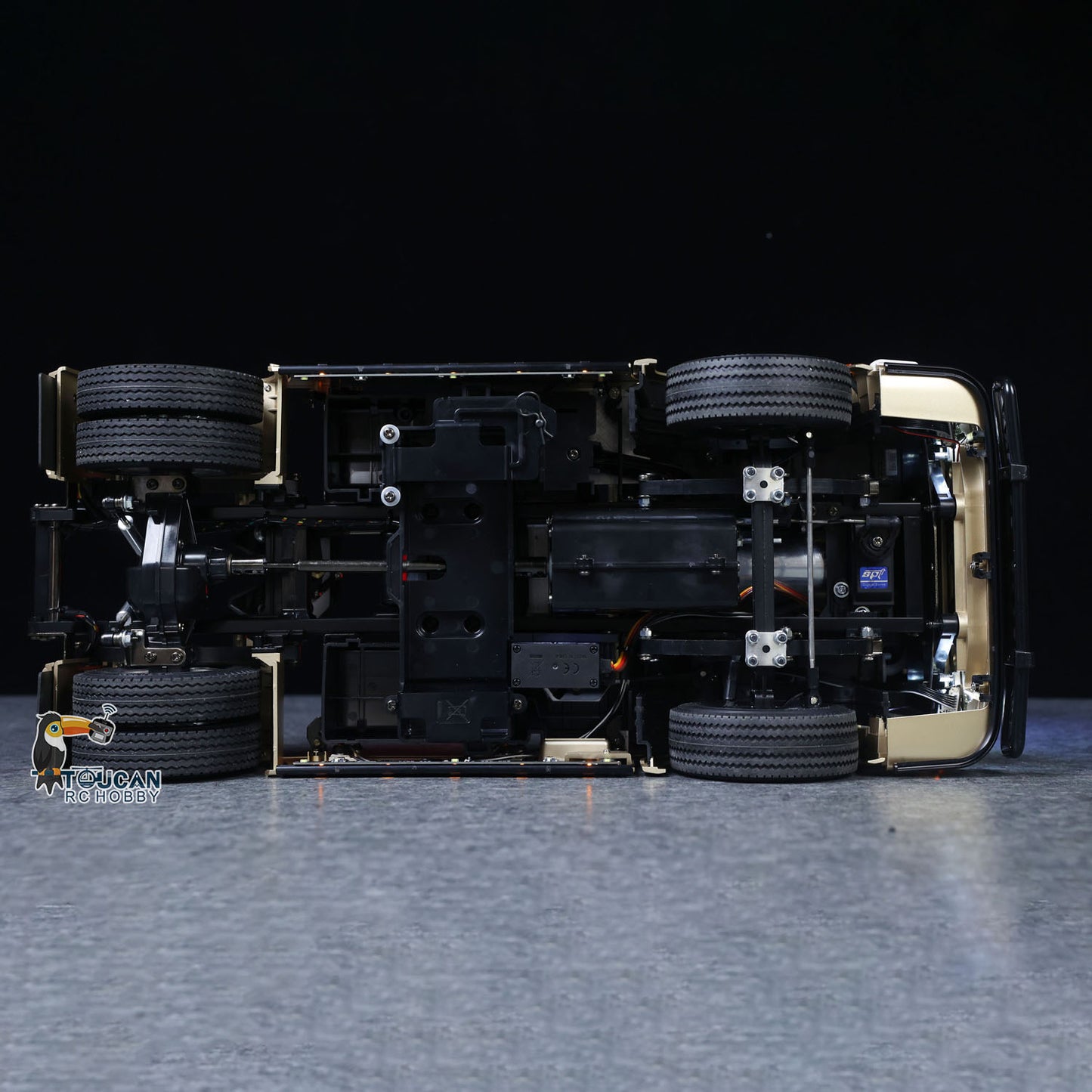 TOUCAN 1/14 Remote Control Tractor Truck 4X2 TAMIYA Chassis 56379 3Speed Gearbox Flowing Water Light Smoke Unit ST8 Radio RTR