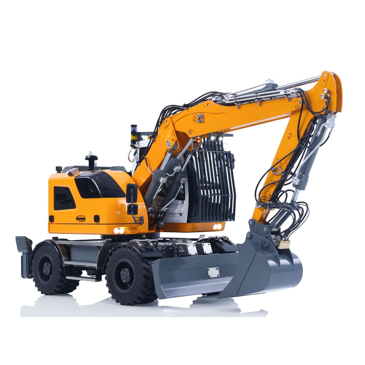 LR914 PRO MAX Metal 4WD 1/14 RC Hydraulic Wheeled Excavator 11-ways Valve RTR Radio Controlled Digger PL18EV Lite Battery Light