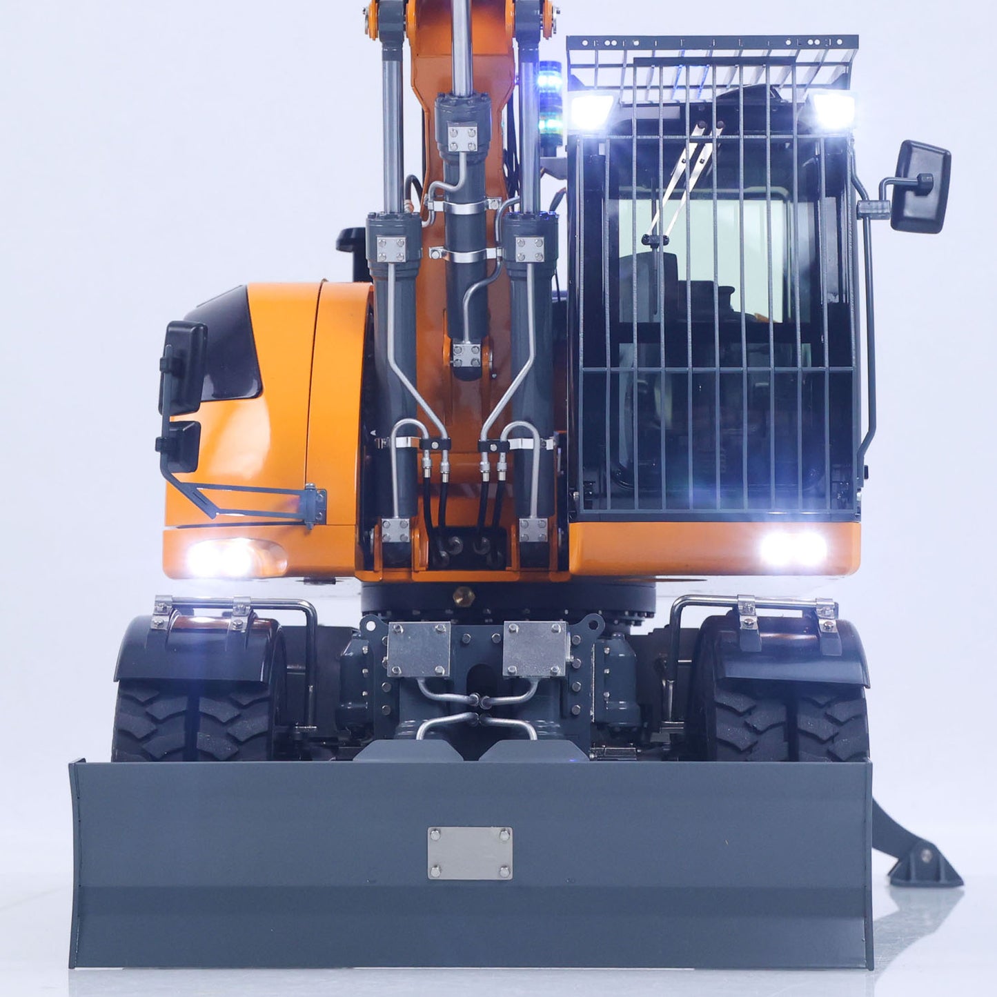 LR914 PRO MAX Metal 4WD 1/14 RC Hydraulic Wheeled Excavator 11-ways Valve RTR Radio Controlled Digger PL18EV Lite Battery Light