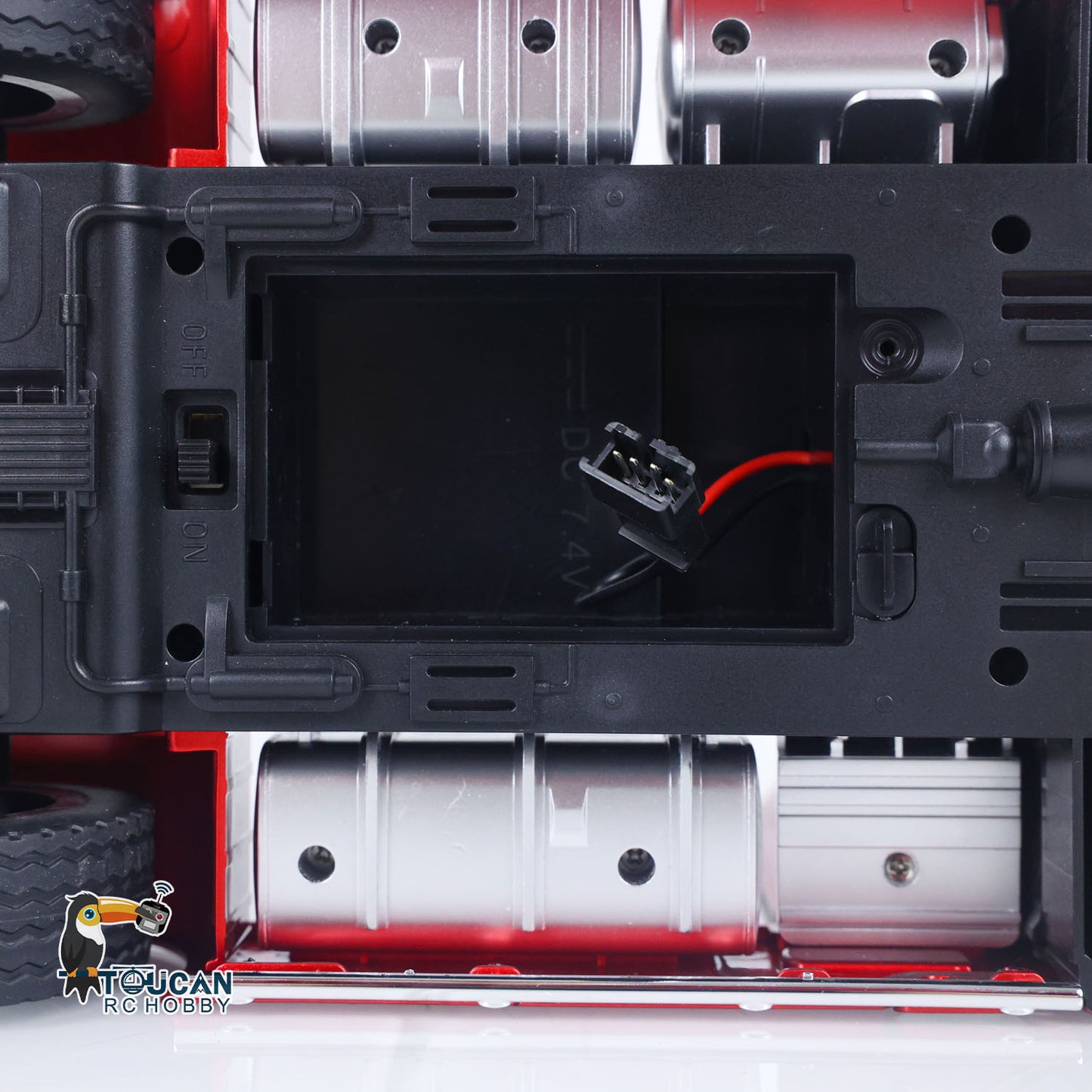 Fast Shipping 770S Plastic 1/18 RC Tractor Truck Toys Finished Model RTR 7.4V Battery Radio 19CH Light Sound Effects Remote Control Lorry Car