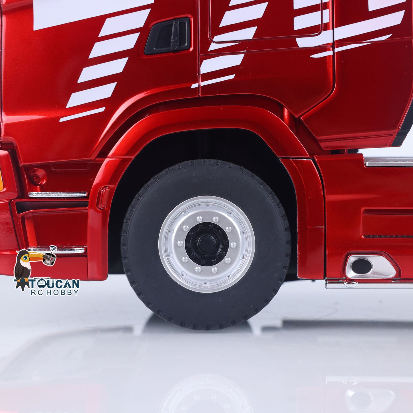 Fast Shipping 770S Plastic 1/18 RC Tractor Truck Toys Finished Model RTR 7.4V Battery Radio 19CH Light Sound Effects Remote Control Lorry Car
