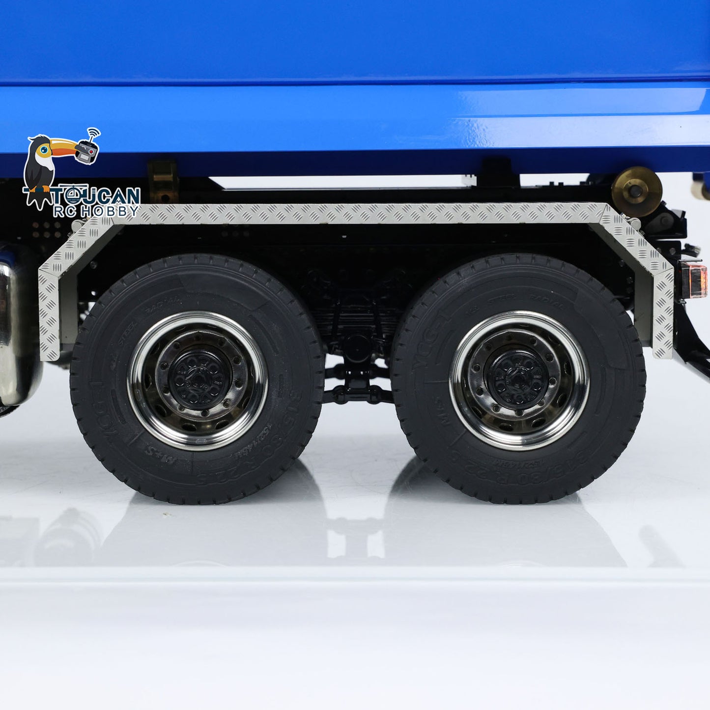 Metal 1/14 Hydraulic RC Dump Truck 8x8 Full Tipper Differential Lock Axles 3Speed Gearbox Wheel Hub Reduction Flysky Radio