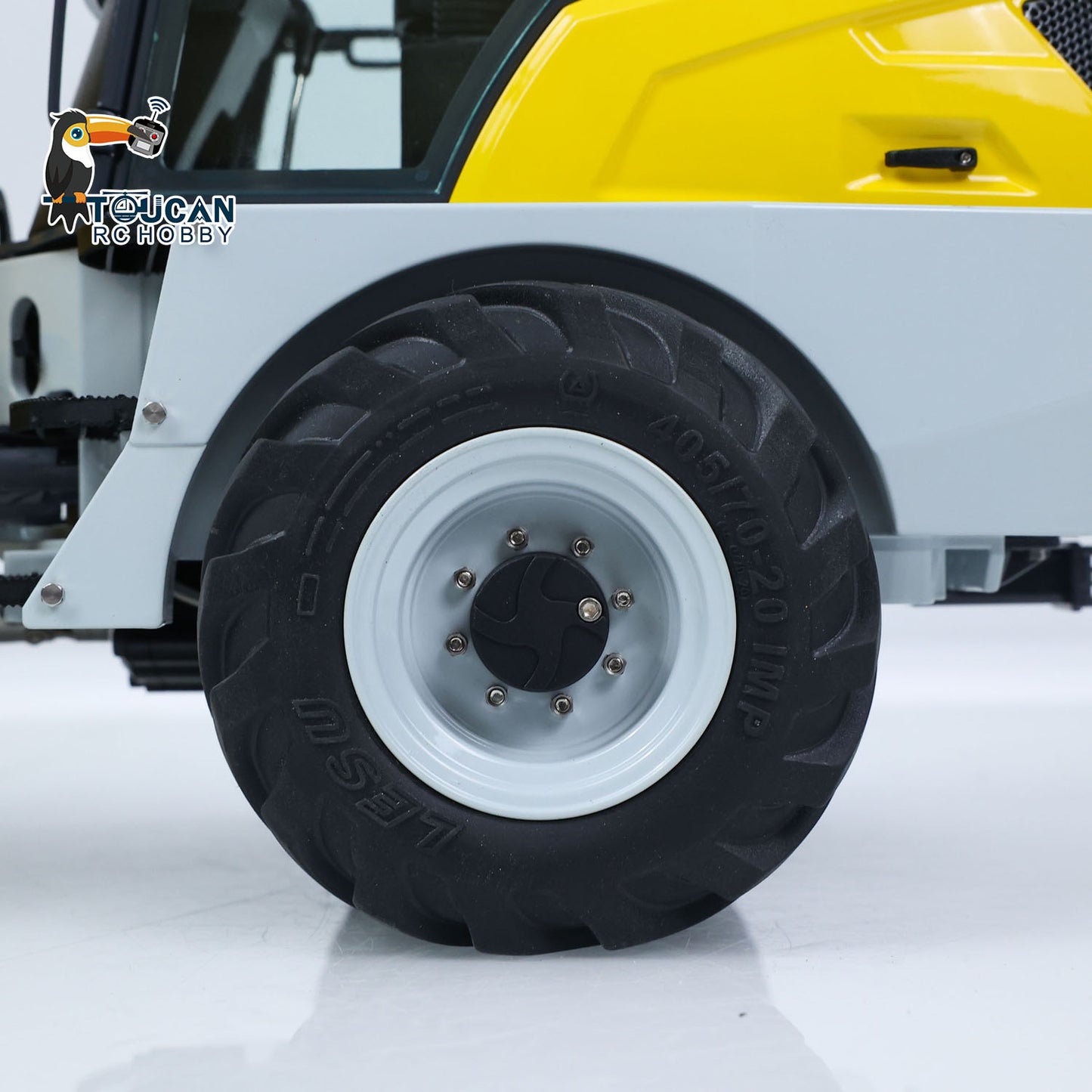 LESU RTR 4X4 1:14 RC Hydraulic Telescopic Arm Loader AOUE AT1050 Metal Fork Lift Trucks Light Sound Flysky I6S Radio Battery