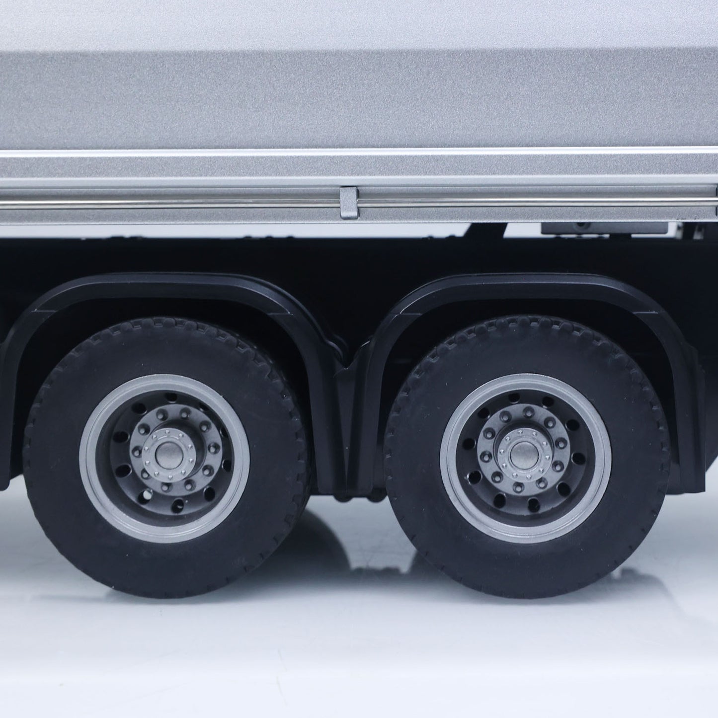 Fast Shipping HUINA 1/14 Remote Control Dump Truck 12CH RC Tipper Finished Model Toy Gift RTR Light Sound Effects Radio USB Charging Cable